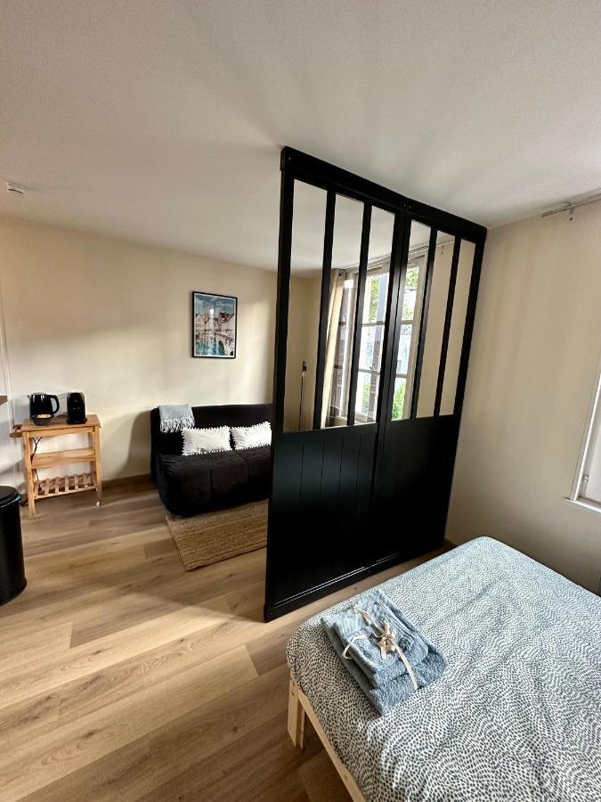 Appartement Bords De L'Eure Charmant Studio شارتر المظهر الخارجي الصورة